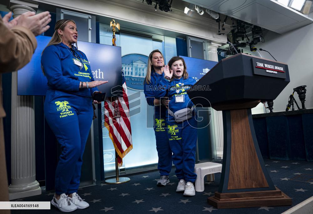 Mock News Conference - Washington