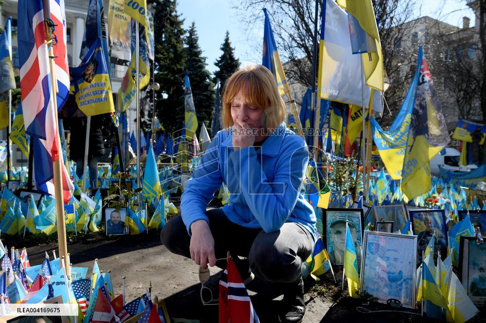 Fallen US volunteer fighters honored on Maidan Nezalezhnosti