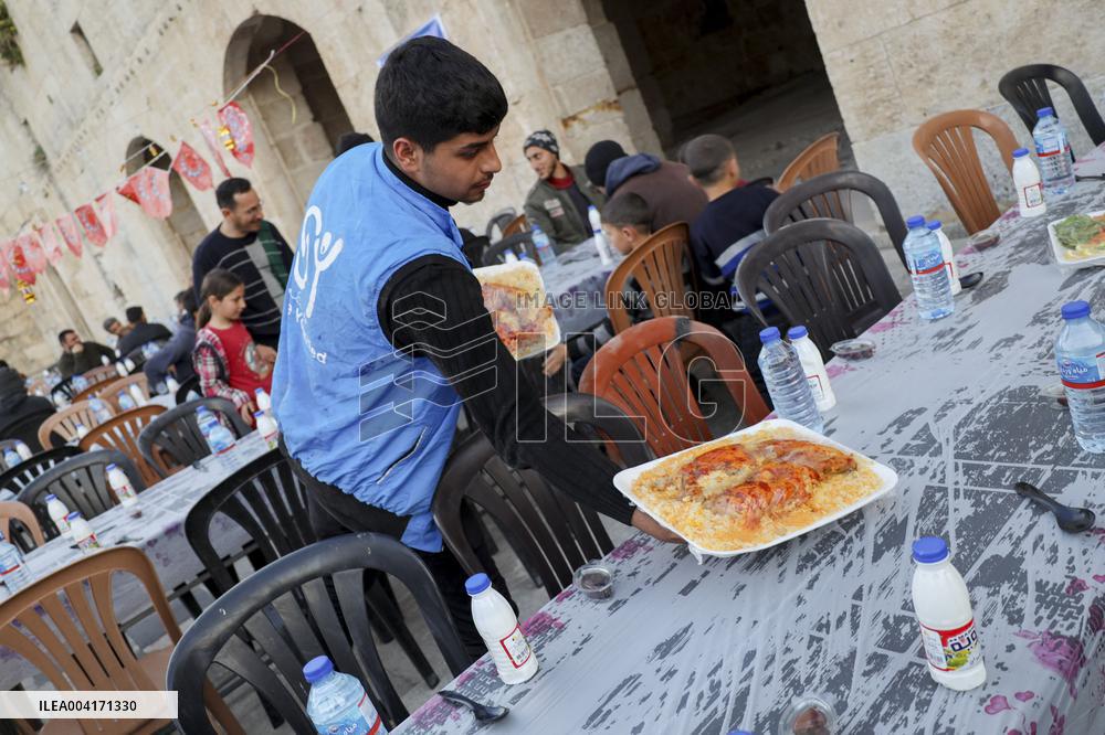 Iftar In al-Numan Mosque During Ramadan - Idlib