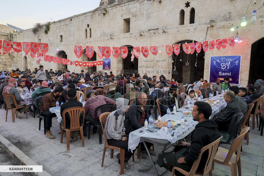 Iftar In al-Numan Mosque During Ramadan - Idlib