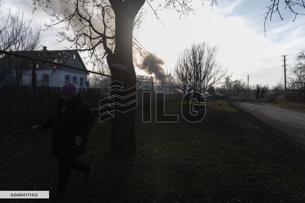 Russian Army Bombed A Village In The Donetsk Region