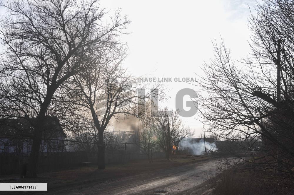 Russian Army Bombed A Village In The Donetsk Region