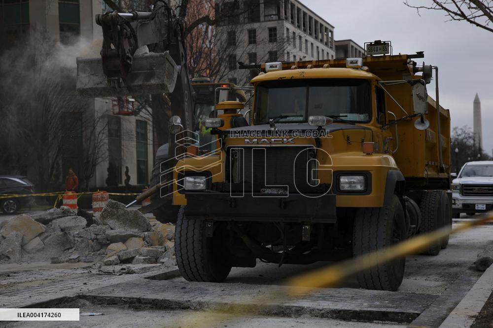 Symbolic Black Lives Matter Plaza Dismantling - Washington