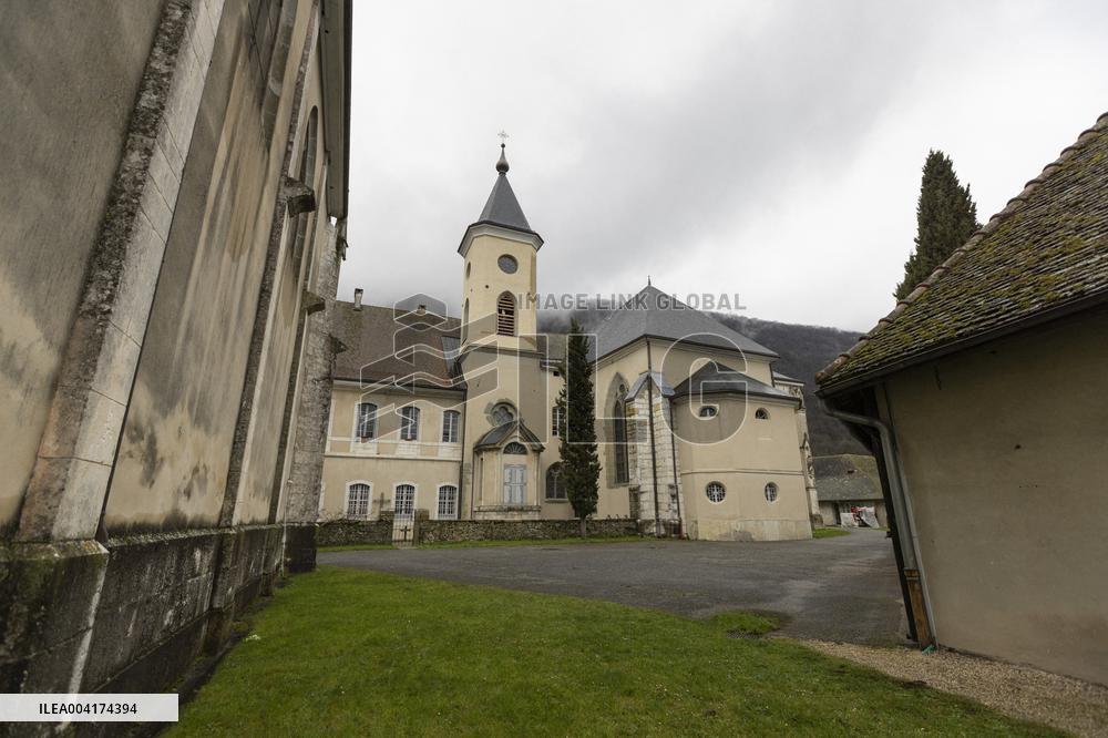 EXCLUSIVE - Prince Emanuele Filiberto of Savoy at a religious ceremony - Hautecombe