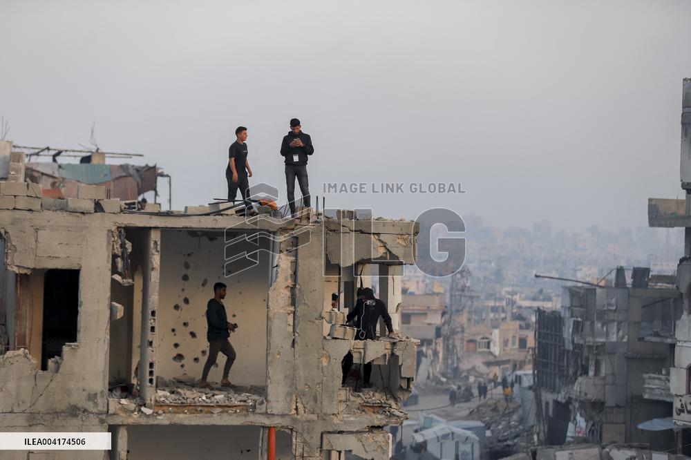 Daily Life In Beit Lahia After Closure Of Crossings For Over Two Weeks - Gaza