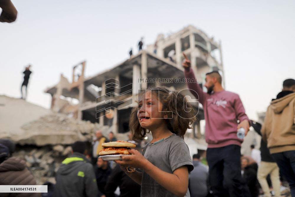 Iftar Amid Rubble In Gaza