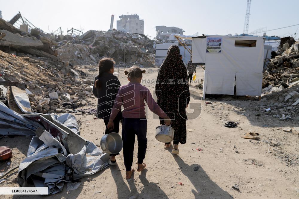 Daily Life In Beit Lahia After Closure Of Crossings For Over Two Weeks - Gaza