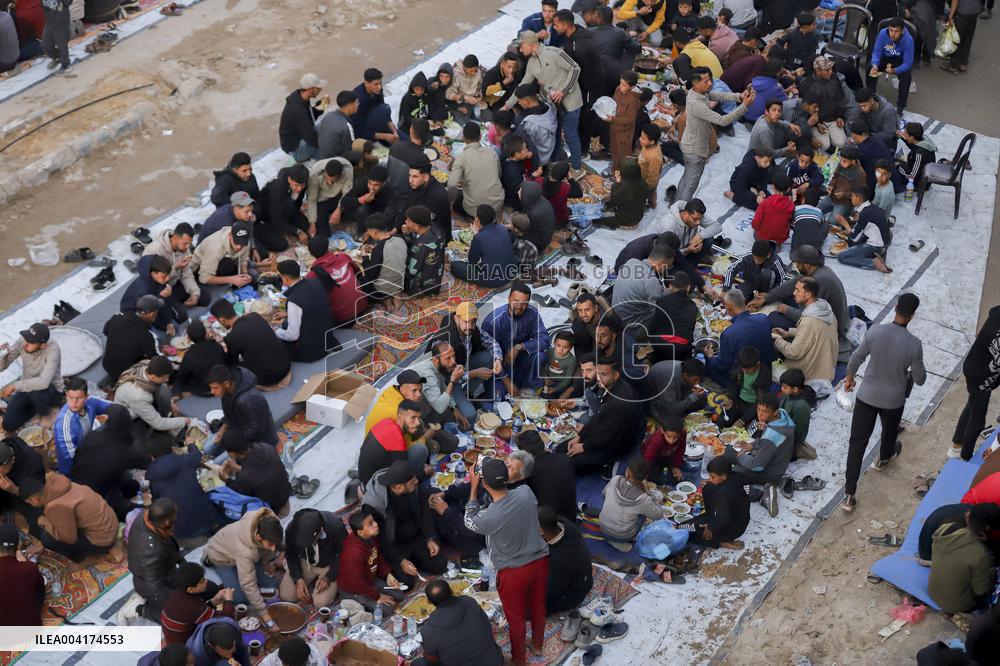 Iftar Amid Rubble In Gaza