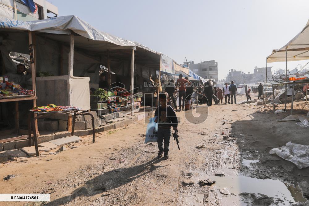 Daily Life In Beit Lahia After Closure Of Crossings For Over Two Weeks - Gaza