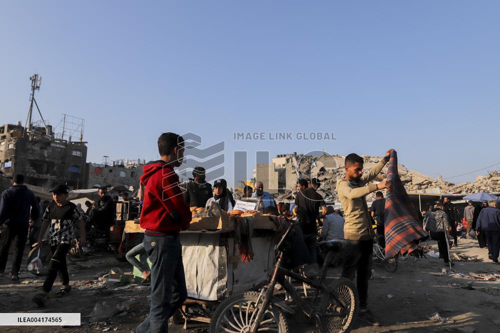 Daily Life In Beit Lahia After Closure Of Crossings For Over Two Weeks - Gaza