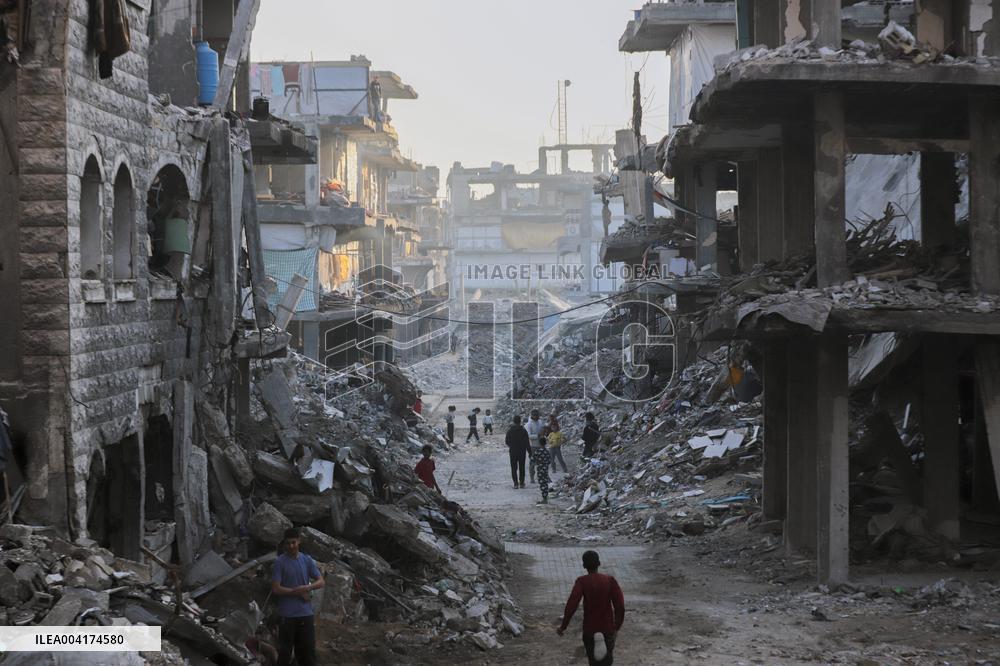 Daily Life In Beit Lahia After Closure Of Crossings For Over Two Weeks - Gaza