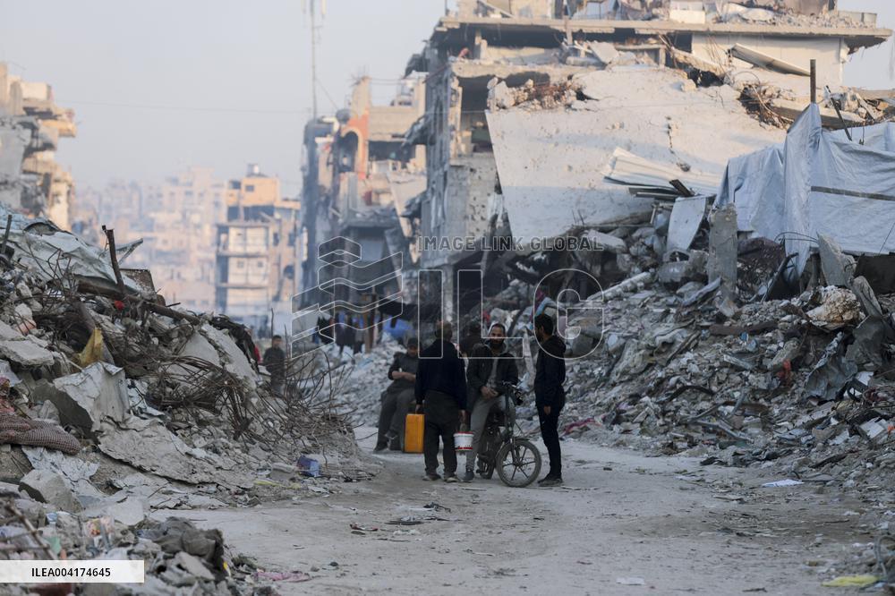 Daily Life In Beit Lahia After Closure Of Crossings For Over Two Weeks - Gaza