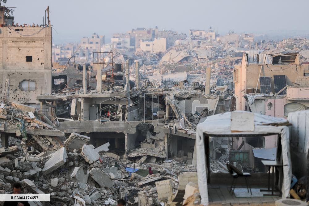 Daily Life In Beit Lahia After Closure Of Crossings For Over Two Weeks - Gaza