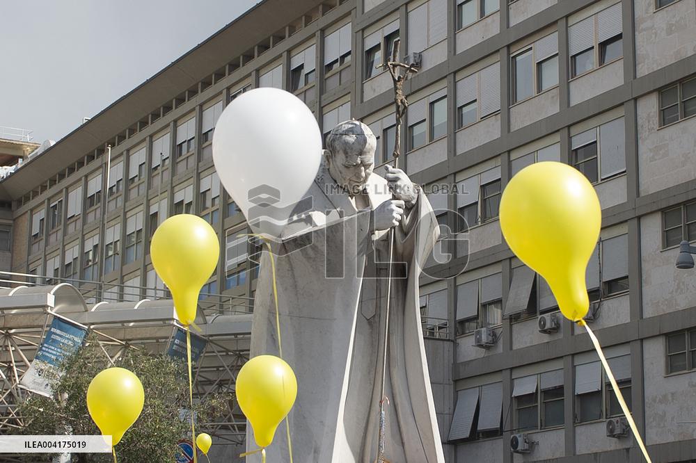 People Pray For Pope Francis at Gemelli Hospital - Rome