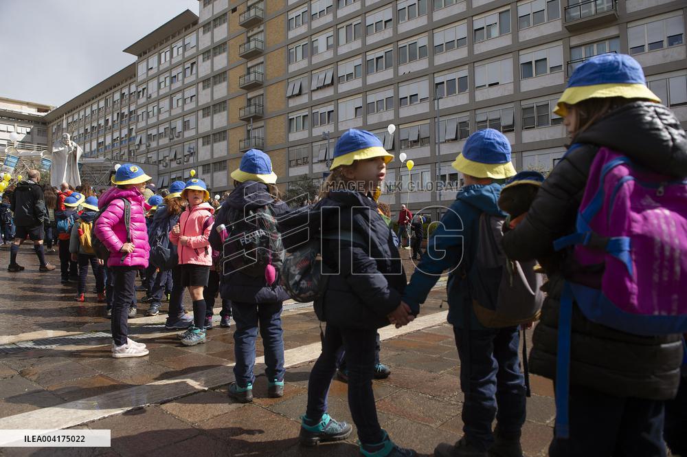 People Pray For Pope Francis at Gemelli Hospital - Rome