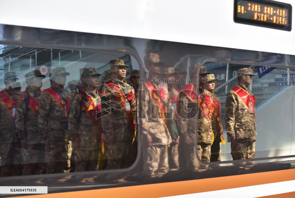 New Recruits Leave For Barracks in Fuyang