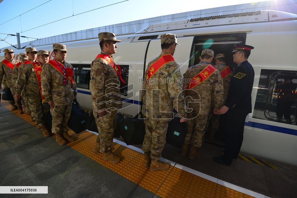 New Recruits Leave For Barracks in Fuyang