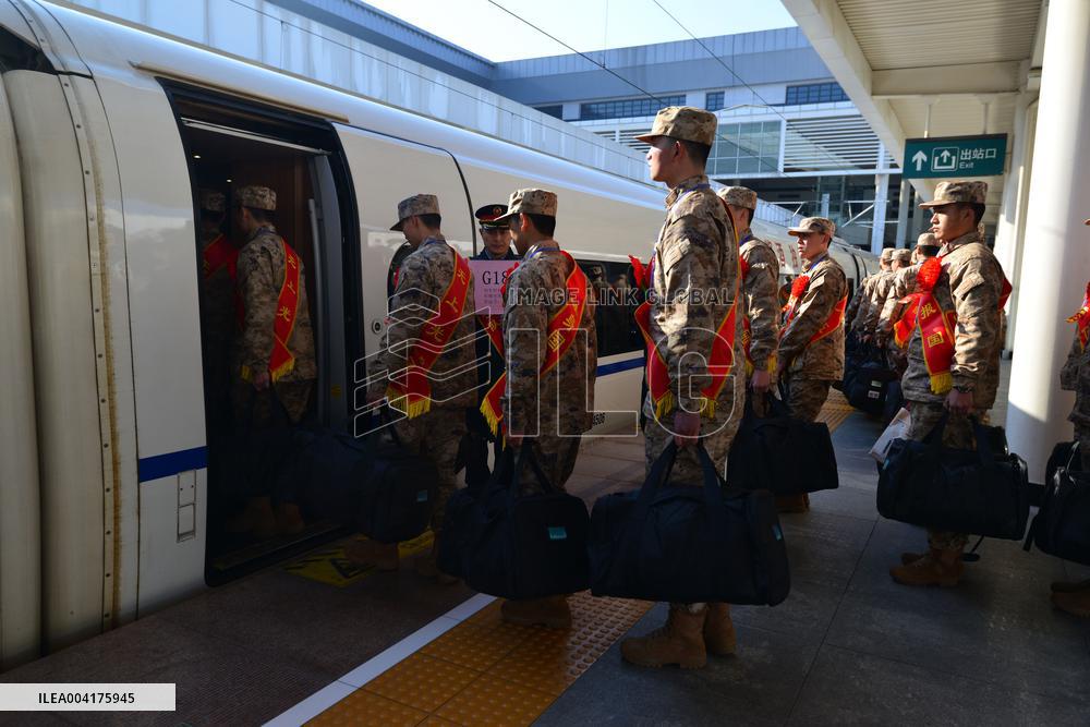 New Recruits Leave For Barracks in Fuyang