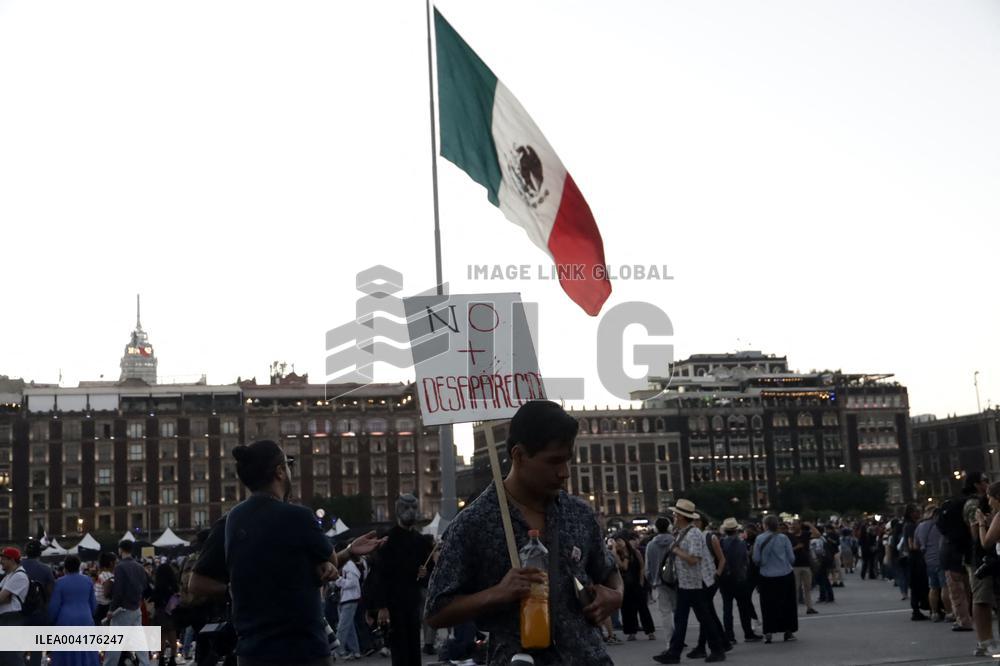 Vigil and National Mourning Against Mass Extermination – Mexico City