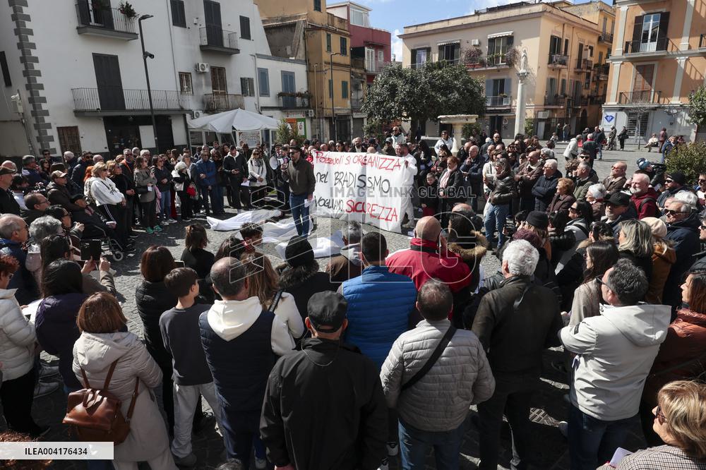 Pozzuoli Residents Protest for Safety Amid Bradyseism Concerns