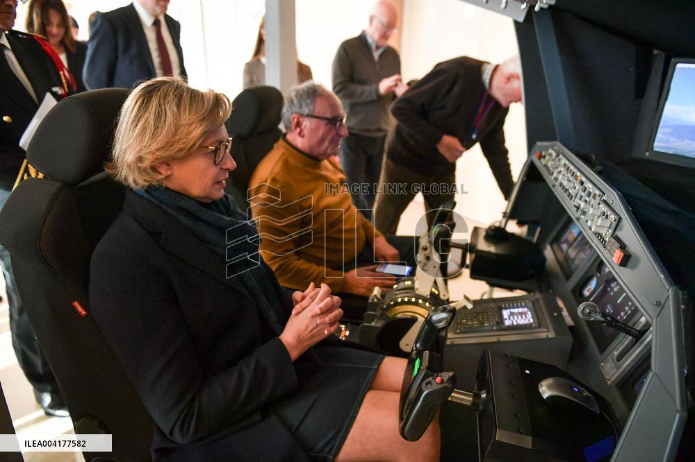 Nathalie Delattre visits Paris-Orly Environment and Territories Centre in Paris FA