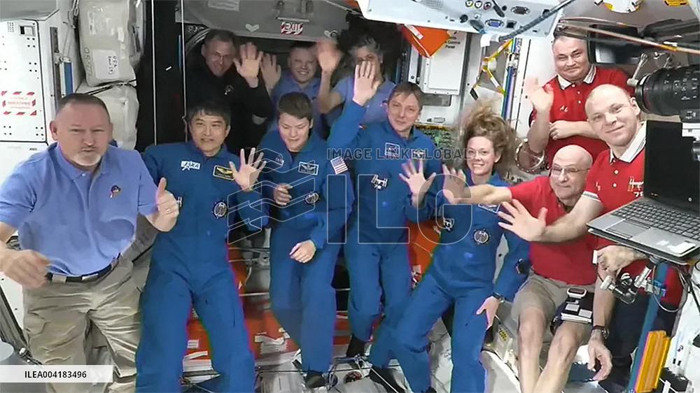 Astronauts Stuck in Orbit for Nine Months Leave Iss for Earth