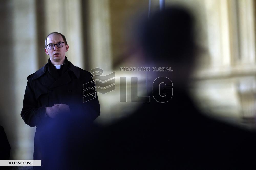 Cardinal Mamberti Leads Holy Rosary for Pope Francis - Vatican