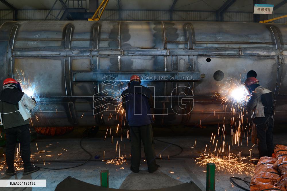 Tanker Production in Fuyang