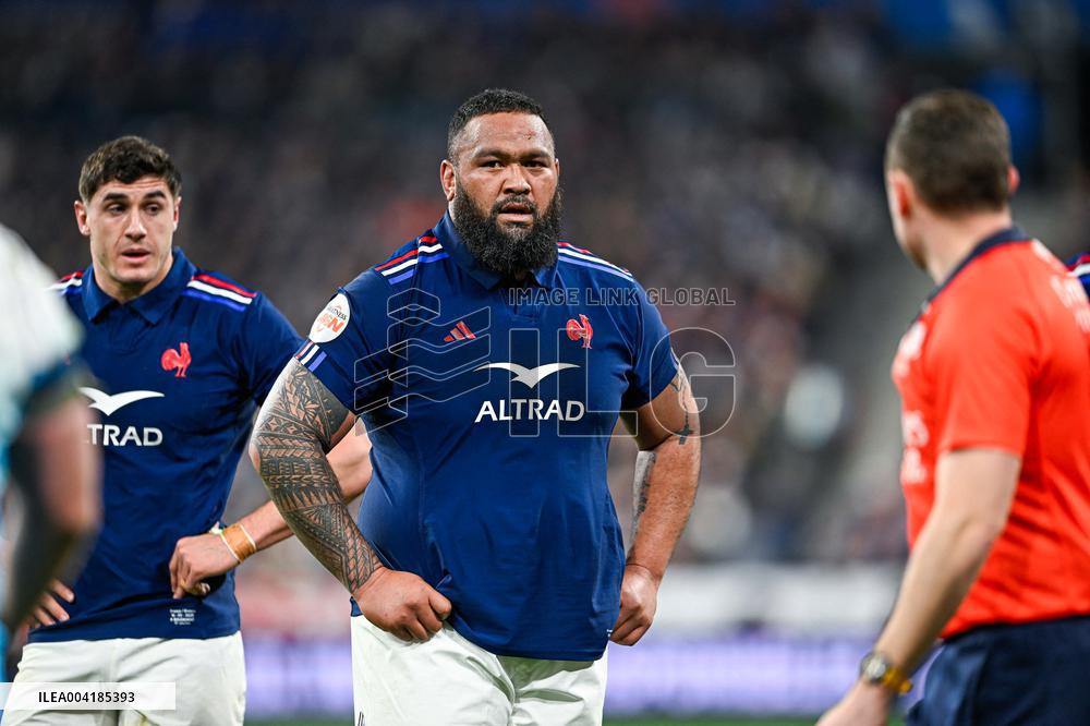 Guiness Men's Six Nations - France v Scotland