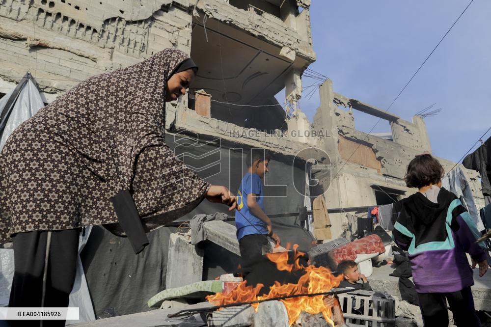 Border Closures, Israel Cuts Off Water And Electricity Supplies - Gaza Strip