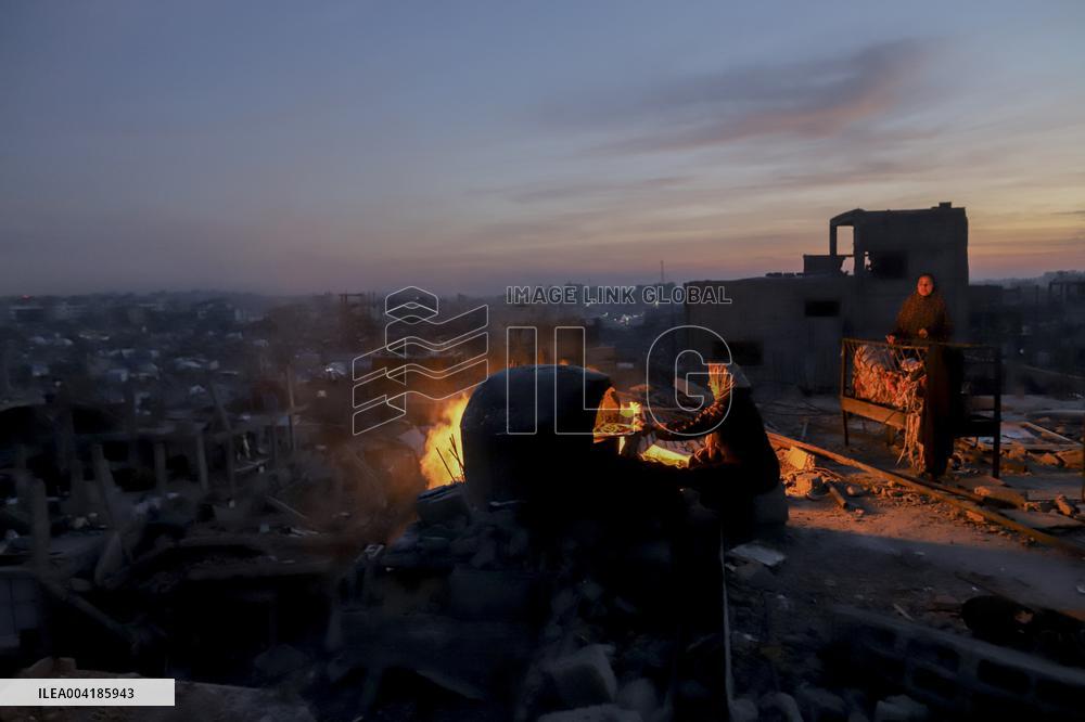 Border Closures, Israel Cuts Off Water And Electricity Supplies - Gaza Strip