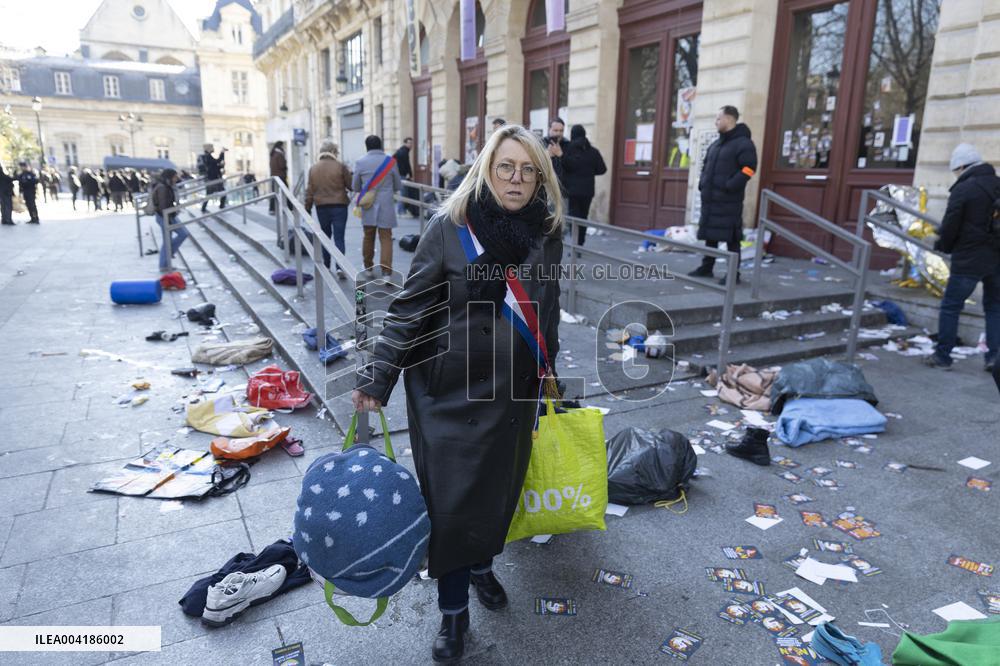 Gaite Lyrique Evacuated After Occupied by 450 Young Migrants - Paris