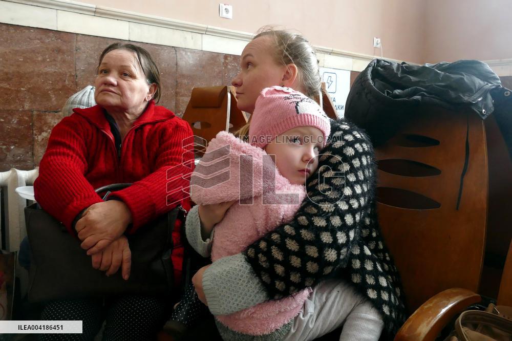 Another evacuation train arrives in Zakarpattia