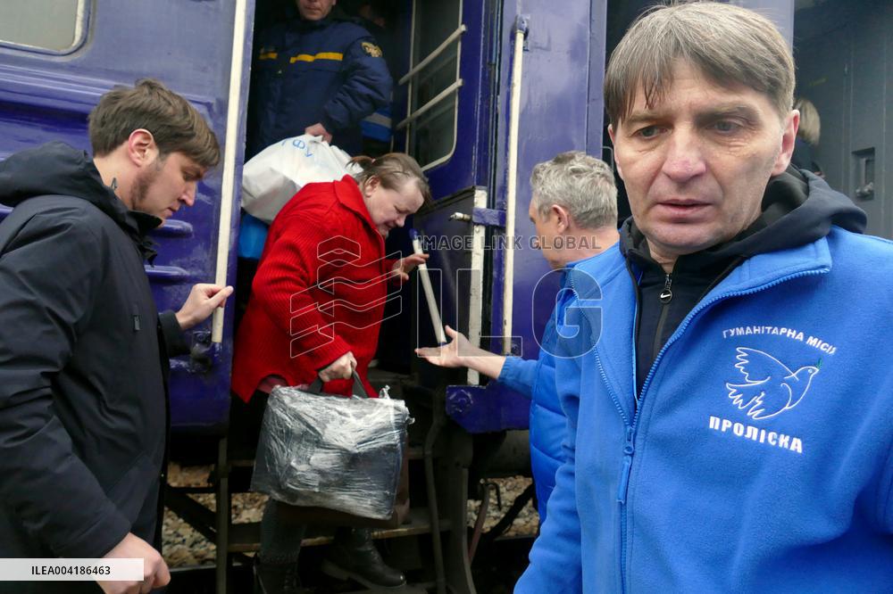 Another evacuation train arrives in Zakarpattia