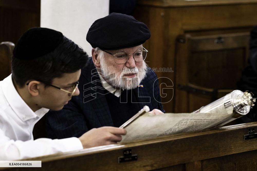 Jewish Community Celebrates Purim In Antwerp