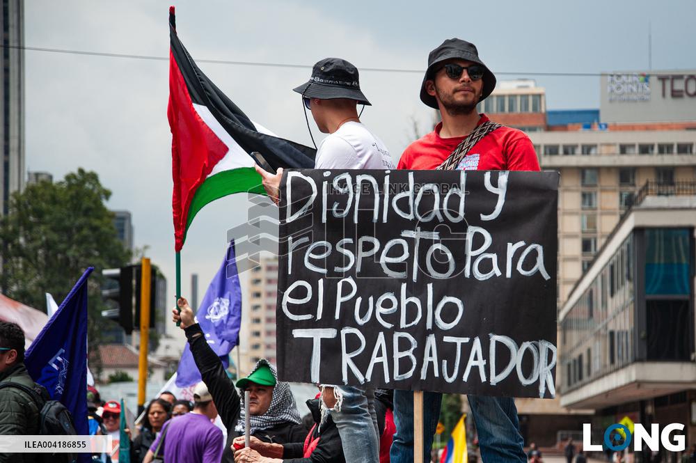 Demonstrations in Support of Colombian President Reforms