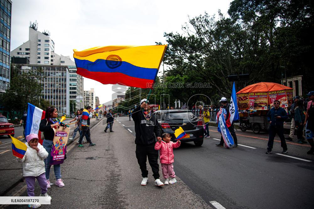Demonstrations in Support of Colombian President Reforms