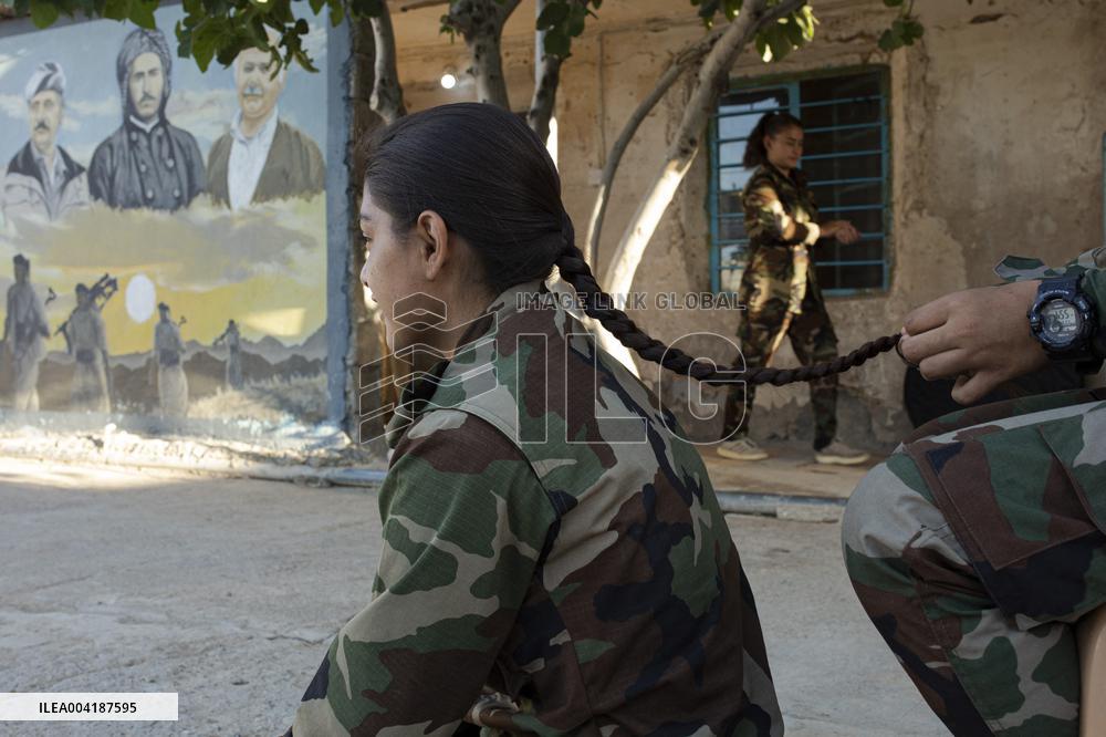 Peshmerga Recruits Of The Democratic Party of Iranian Kurdistan - Erbil