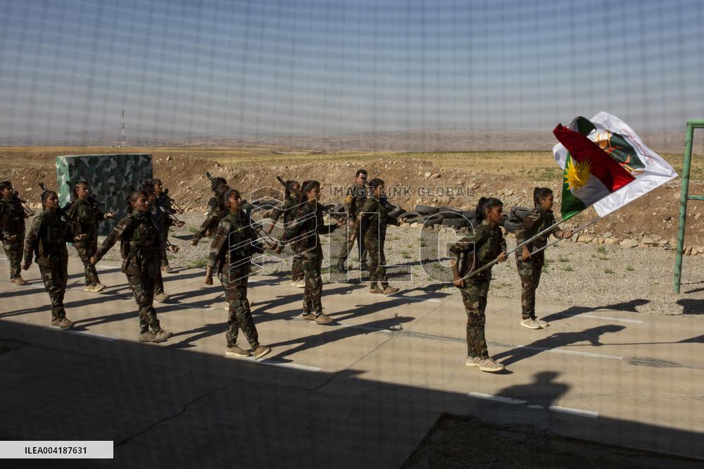 Peshmerga Recruits Of The Democratic Party of Iranian Kurdistan - Erbil