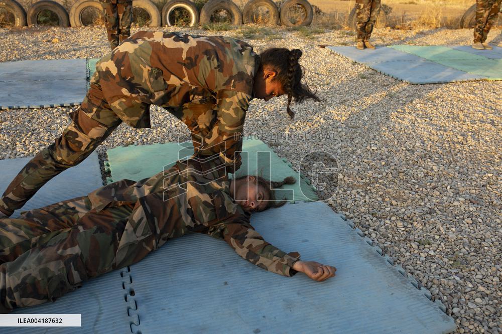 Peshmerga Recruits Of The Democratic Party of Iranian Kurdistan - Erbil