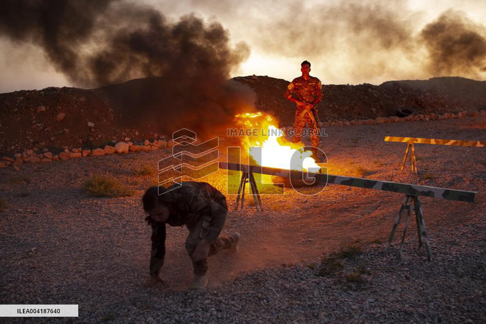 Peshmerga Recruits Of The Democratic Party of Iranian Kurdistan - Erbil