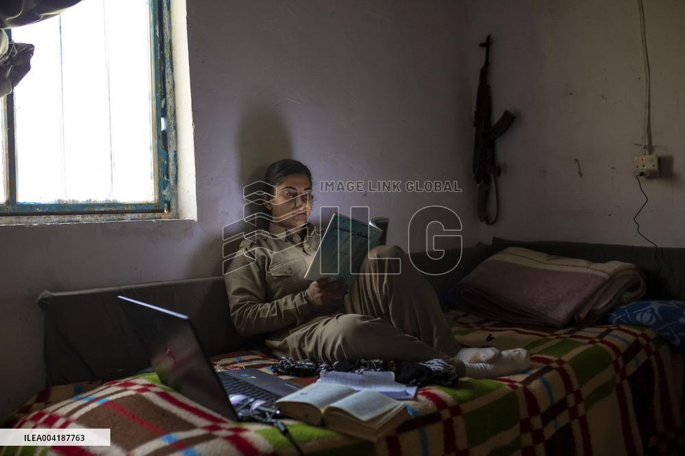 Female Peshmerga Fighters In The Mountains - Iraq