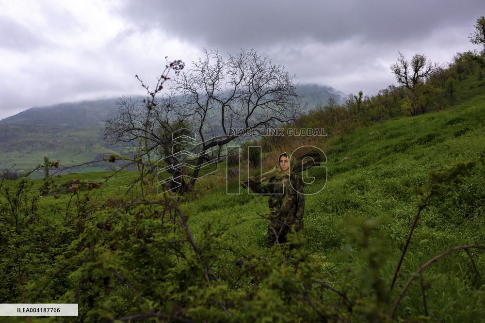 Female Peshmerga Fighters In The Mountains - Iraq