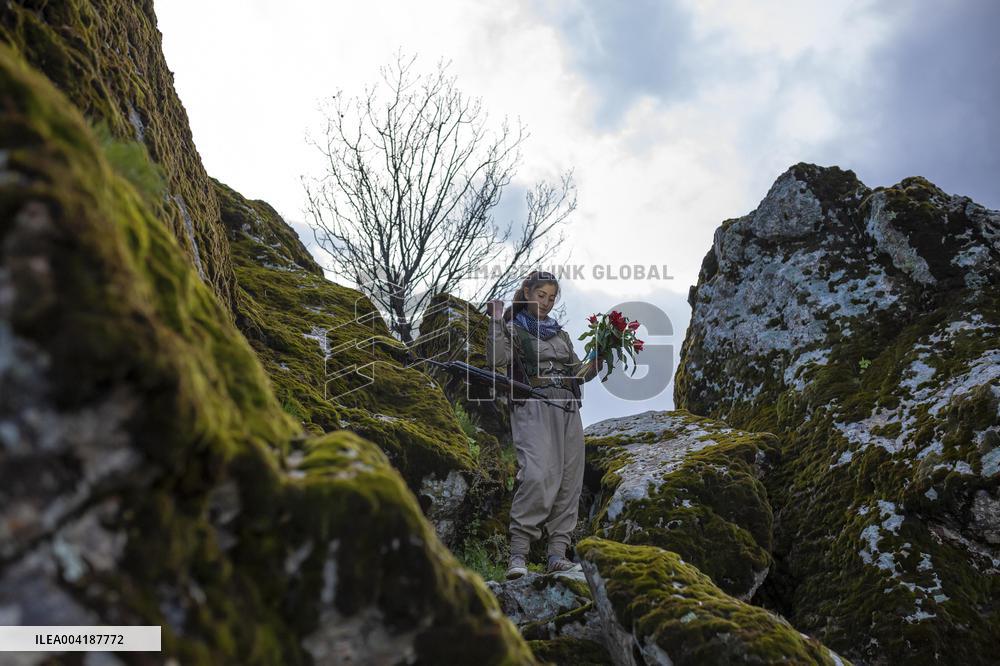 Female Peshmerga Fighters In The Mountains - Iraq