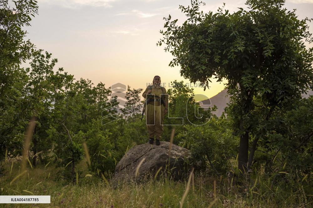 Female Peshmerga Fighters In The Mountains - Iraq