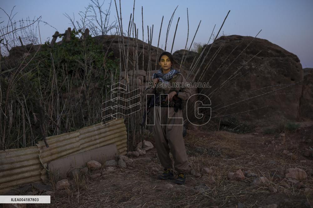Female Peshmerga Fighters In The Mountains - Iraq