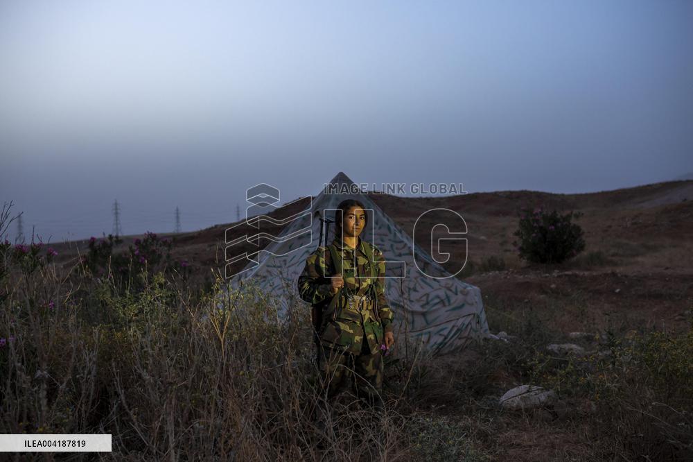 Female Peshmerga Fighters In The Mountains - Iraq