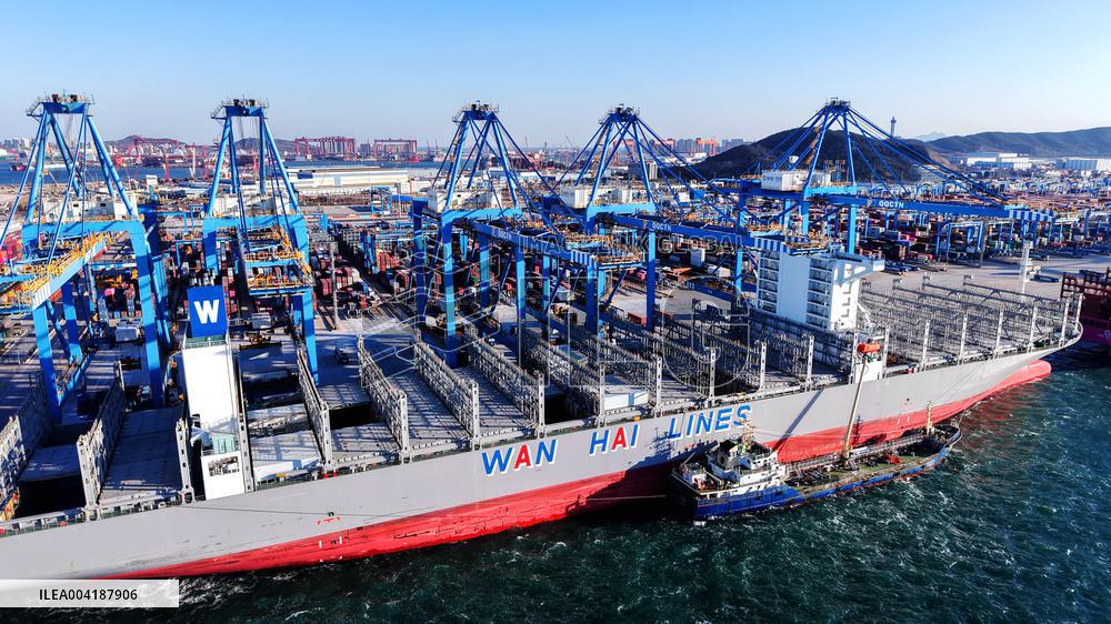 China Qingdao Port Trade