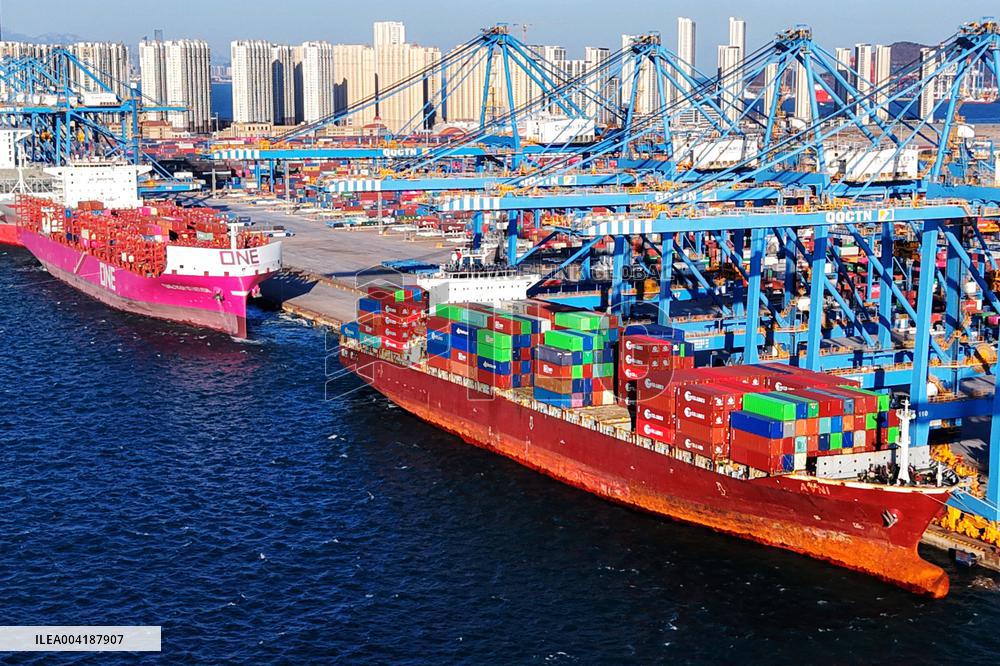 China Qingdao Port Trade