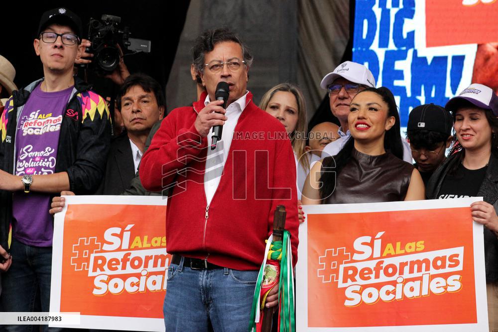 Demonstrations in Support of Colombian President Reforms